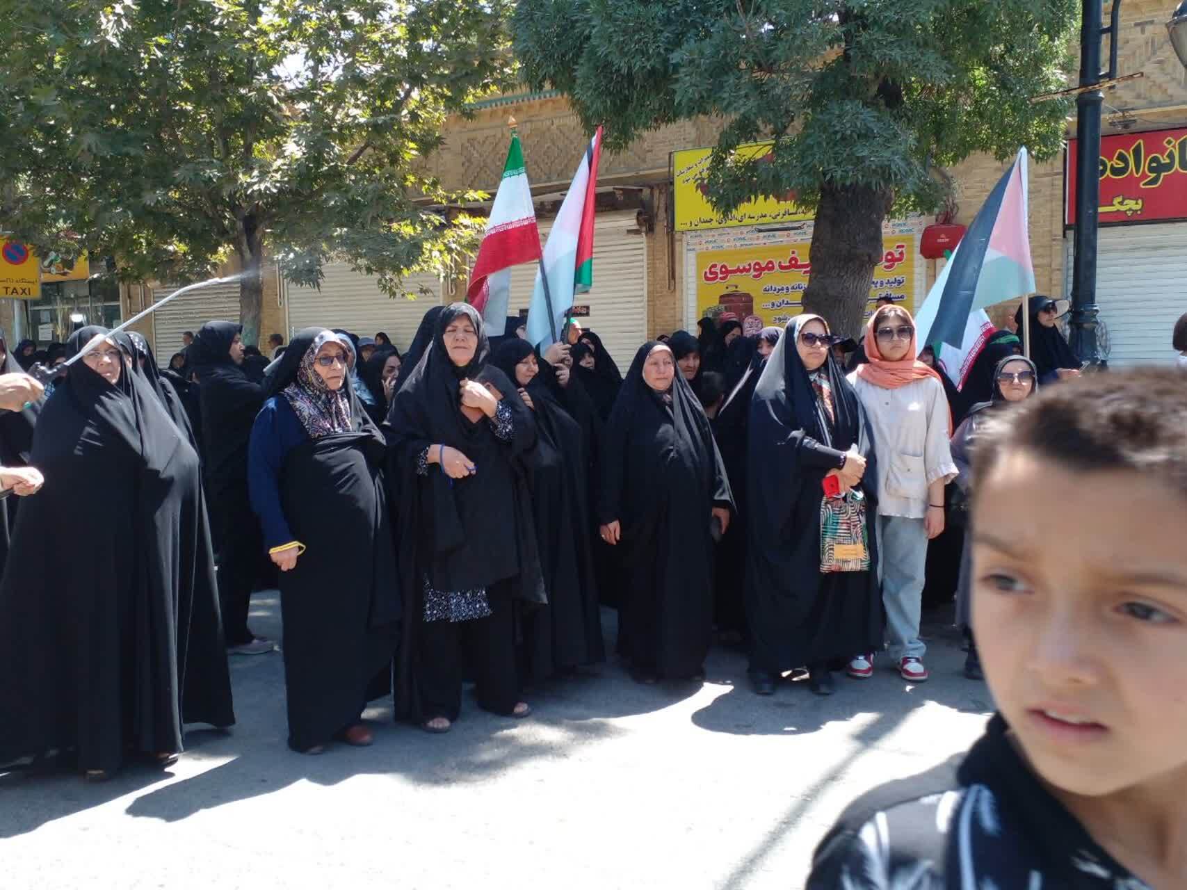 مردم انقلابی نیشابور در جمعه خشم جنایتهای آمریکا و رژیم صهیونی را محکوم کردند مردم انقلابی نیشابور در جمعه خشم جنایتهای آمریکا و رژیم صهیونی را محکوم کردند