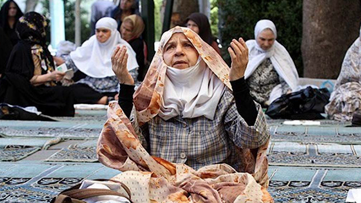 باشگاه خبرنگاران -چه مقدار از نماز قضای پدر و مادر را باید بخوانیم؟