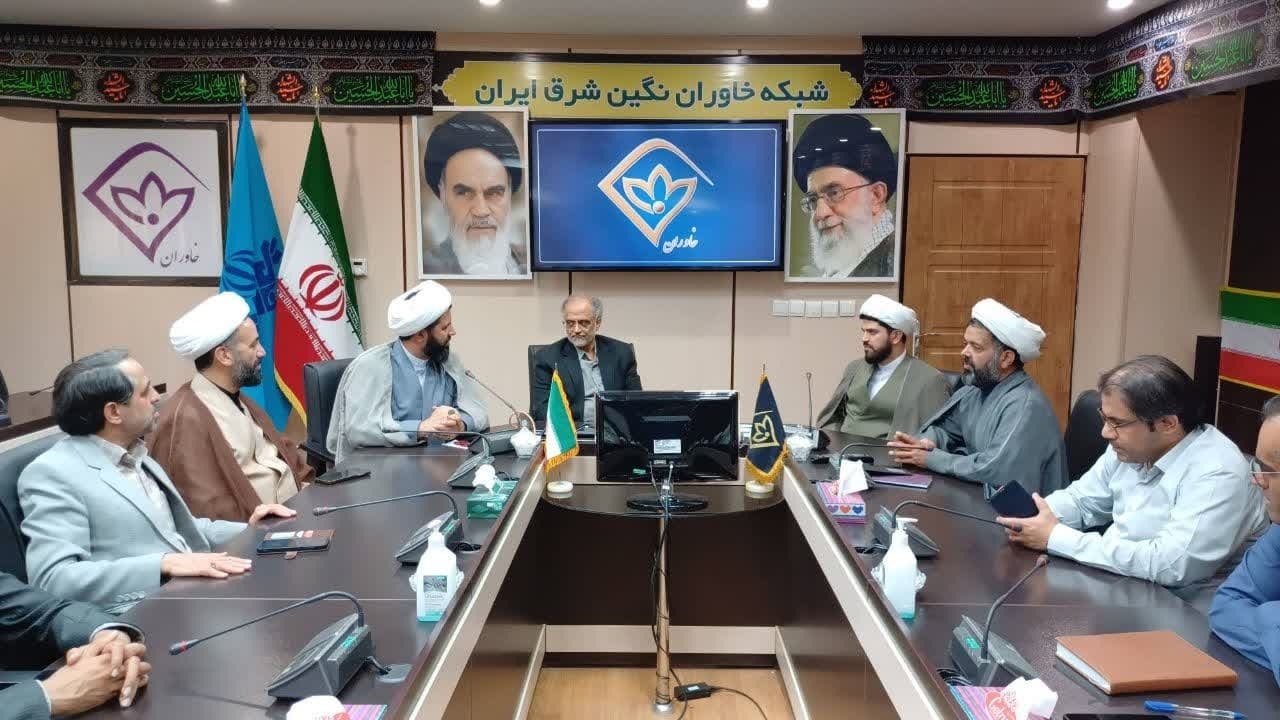 آغاز گام دوم زندگی با آیه‌ها با محوریت ۱۰۰ آیه منتخب قرآن در خراسان جنوبی