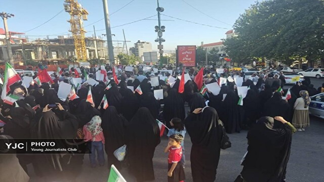 اجتماع مردم انقلابی یاسوج دقایقی پیش +عکس