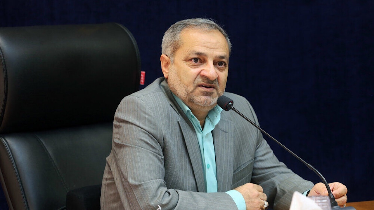 دانش‌آموزان کنشگران اصلی جهاد تبیین باشند