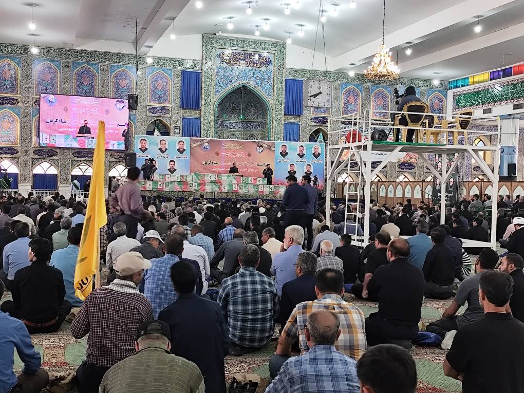 در حال تنظیم///آغاز آیین تشییع شهدای سپاه کرمان در تجاوز رژیم صهیونیستی +تصاویر