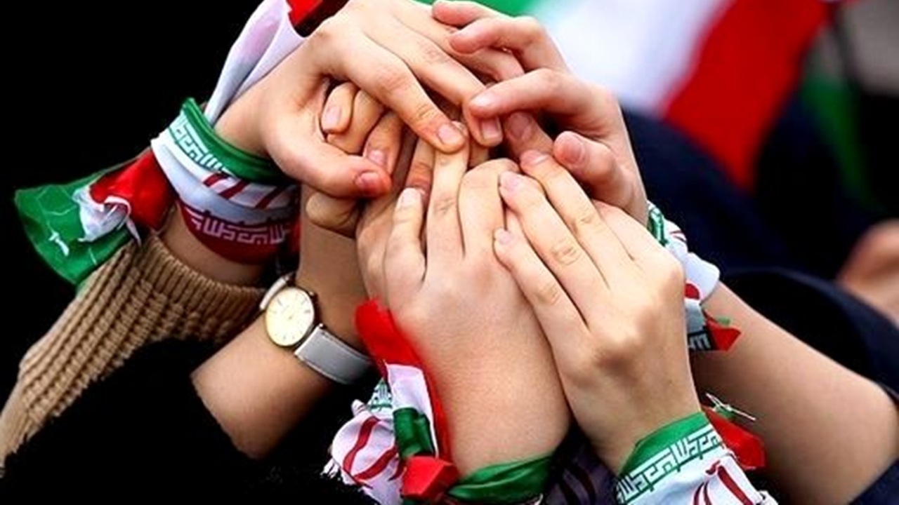 فریاد ایستادگی در قلب تهران + فیلم
