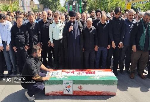 پیکر مطهر شهید امیر حسین طولابی در خرم آباد تشییع شد + تصاویر/منتشر نشود