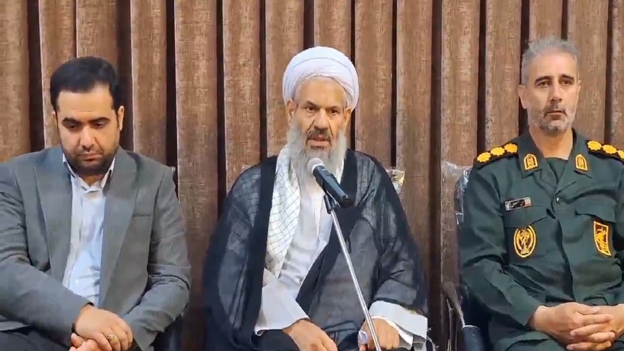 عقب نشینی دشمنان نشان اقتدار نظام مقدس جمهوری اسلامی ایران است
