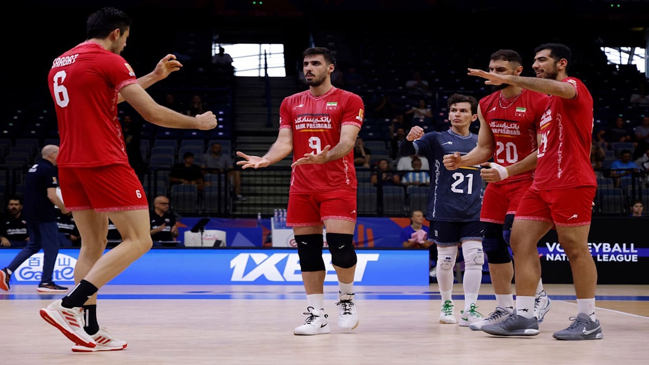 ایران - هلند/ نبرد شاگردان پیاتزا با لاله‌های نارنجی