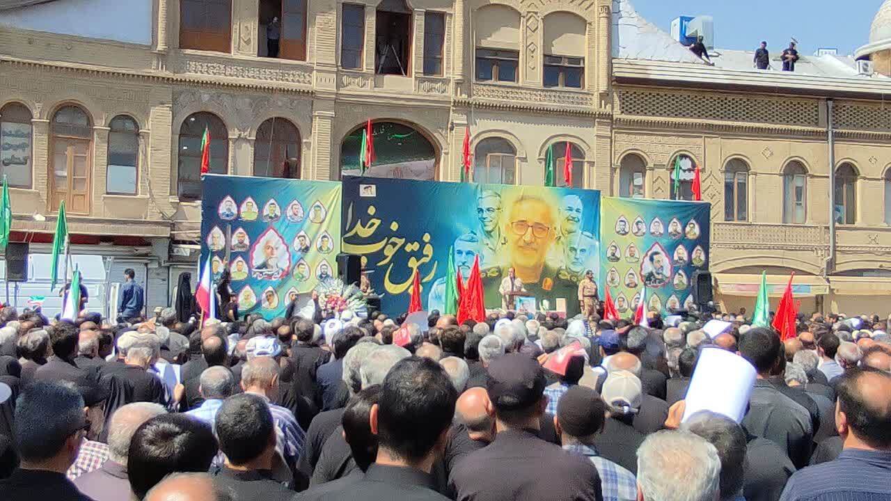 مراسم وداع با سردار سپهبد شهید علی شادمانی وداع کردند