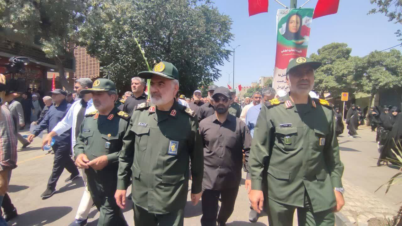 مراسم وداع با شهدا