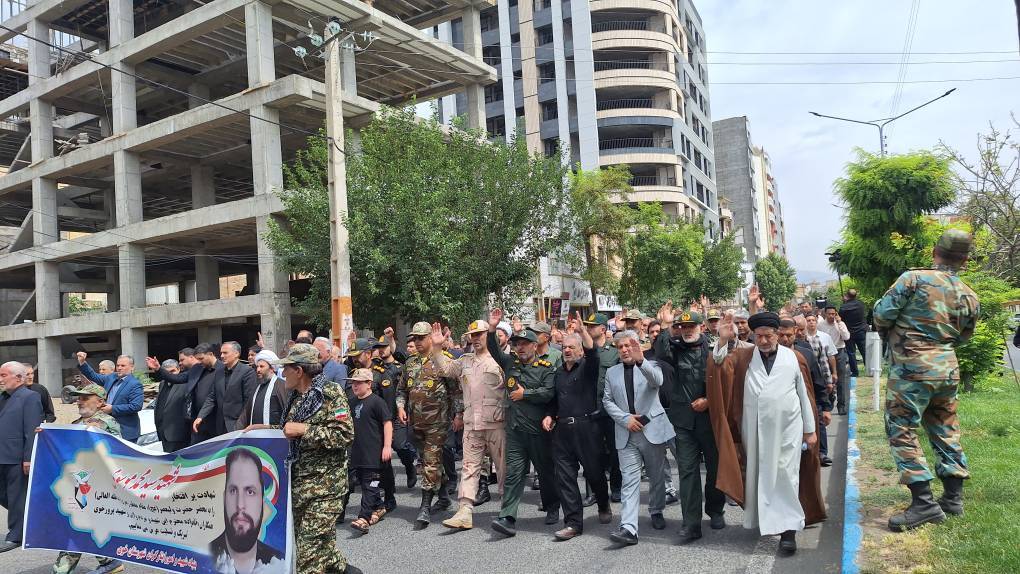 تشییــع پیکر قهرمان وطــــن؛ شهید سید محمـــد موســـــوی در خوی +فیلم وعکس&nbsp;