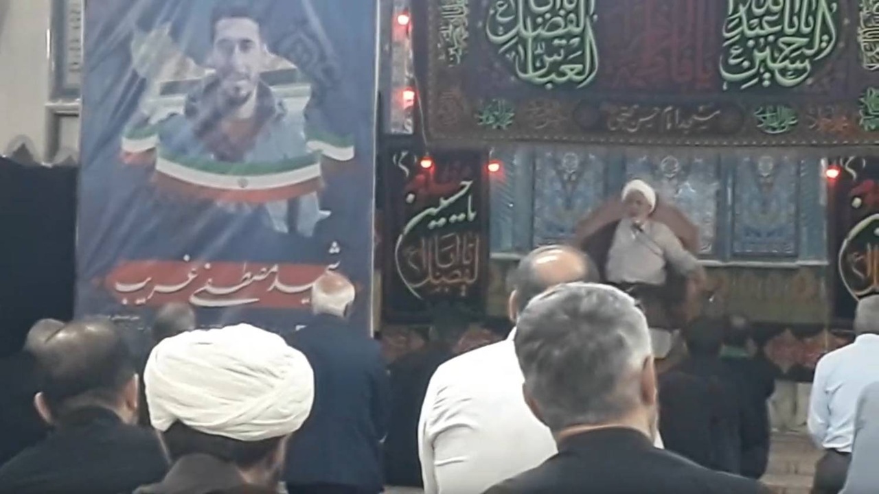 گوشه‌هایی از مراسم اربعین شهید والامقام مصطفی غریب شیرنگی در افسریه + فیلم