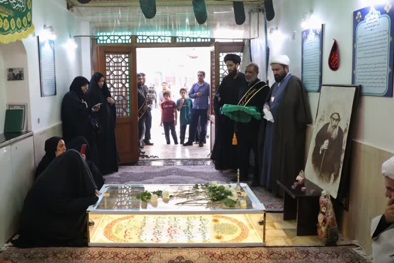 ادای احترام خادمان حرم بانوی کرامت به مقام شهید شیخ فضل&zwnj;الله نوری