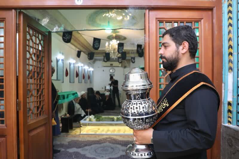 ادای احترام خادمان حرم بانوی کرامت به مقام شهید شیخ فضل&zwnj;الله نوری