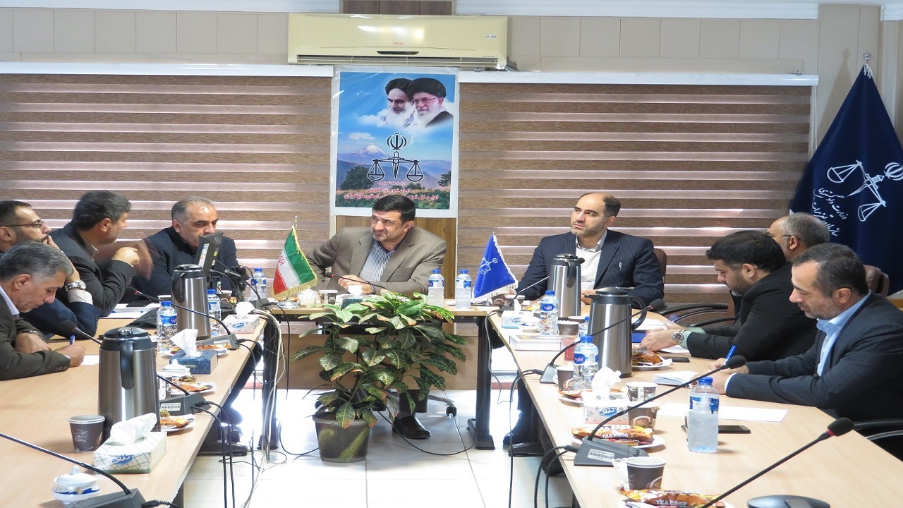 لزوم برخورد جدی و قاطع با پدیده شوم قاچاق