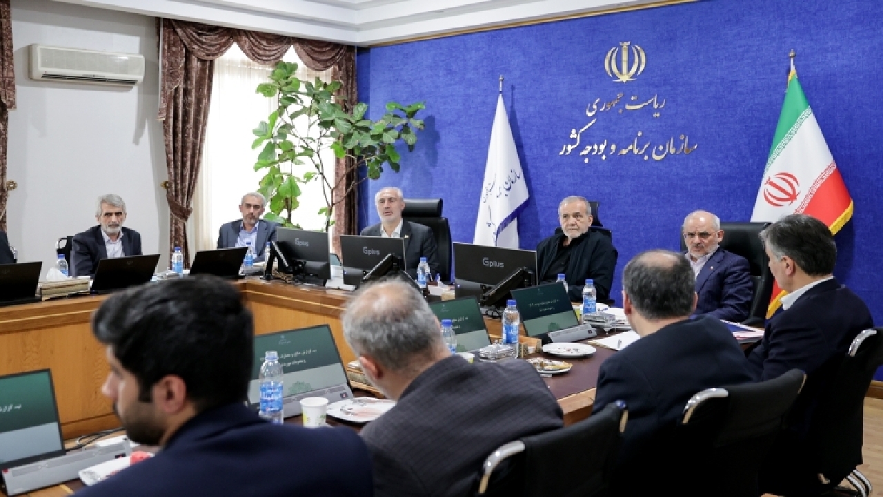 پزشکیان: بودجه طوری تدوین شود که حمایت بیشتری از اقشار محروم صورت پذیرد