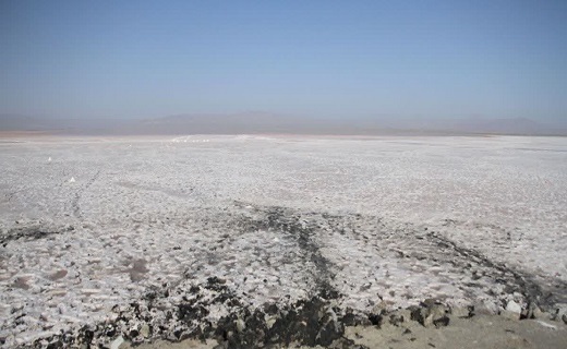 برهوتی از نمک، سرنوشت تلخ تالاب کجی در صورت ادامه خشکسالی برهوتی از نمک، سرنوشت تلخ تالاب کجی در صورت ادامه خشکسالی