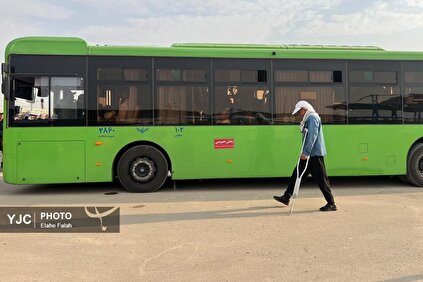 خروج زائران اربعین حسینی از پایانه مرزی بین المللی مهران