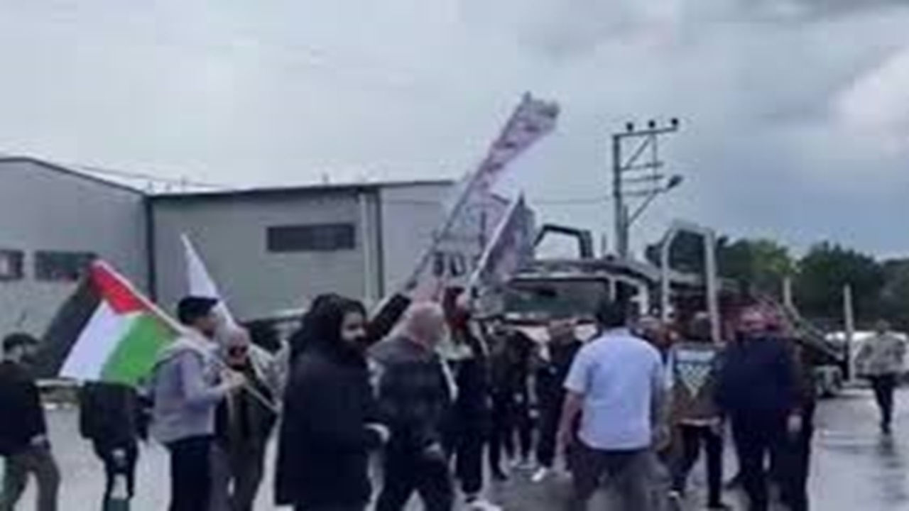 لحظه انفجار و تخریب مدارس العوده + فیلم