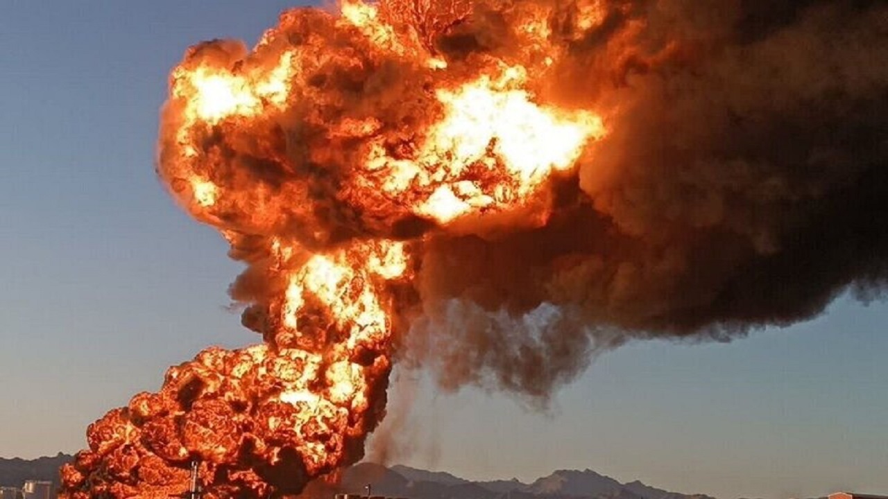 انجام عملیات خنثی‌سازی مهمات جنگی در مسیر آزادراه تهران - قم