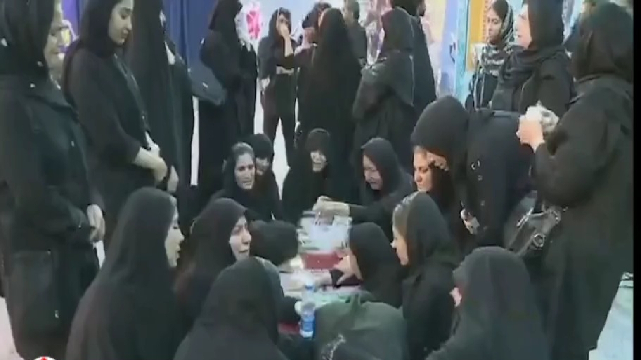 صبوری و ایستادگی بانوان ایرانی در دفاع مقدس ۱۲ روزه + فیلم