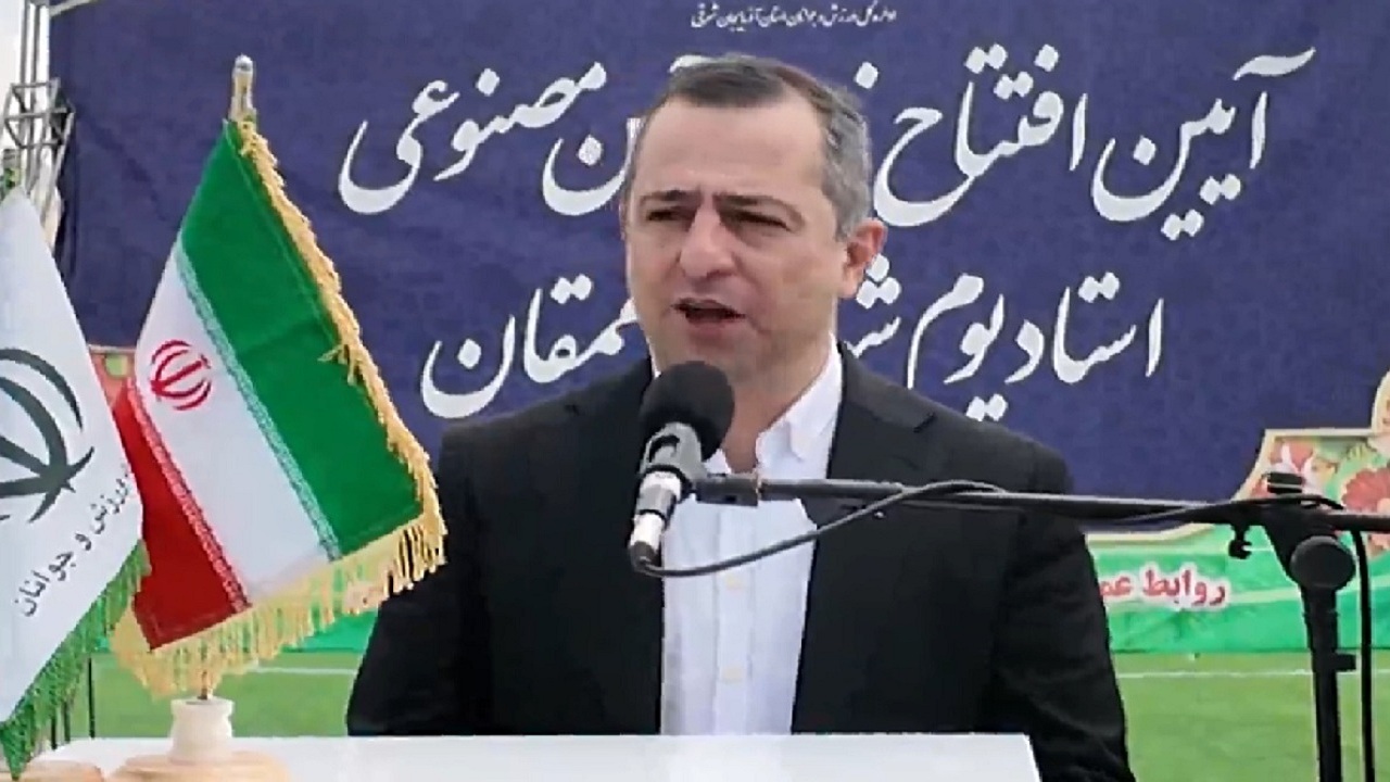 افتتاح چمن مصنوعی استادیوم شهدای ممقان