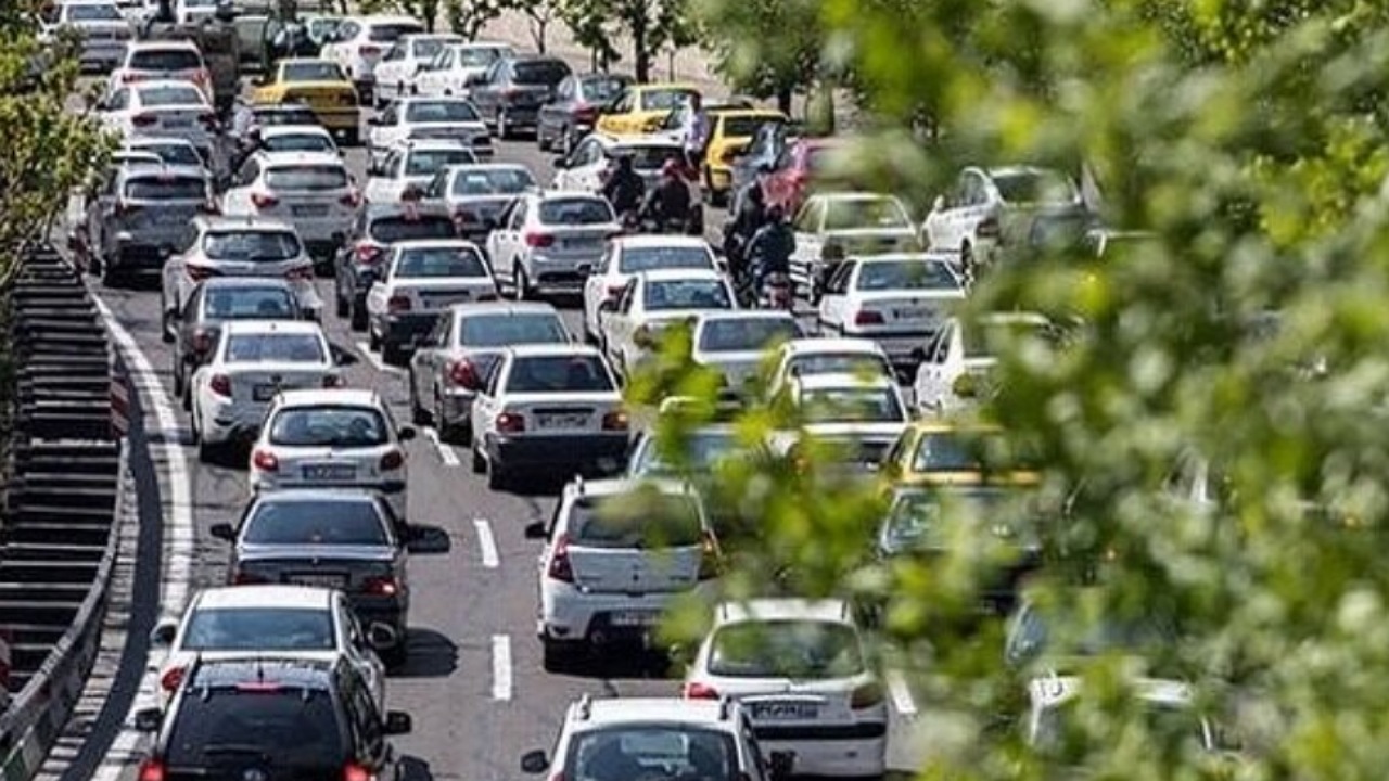 سرهنگ کشیر: ترافیک صبحگاهی تهران پرحجم و سنگین است
