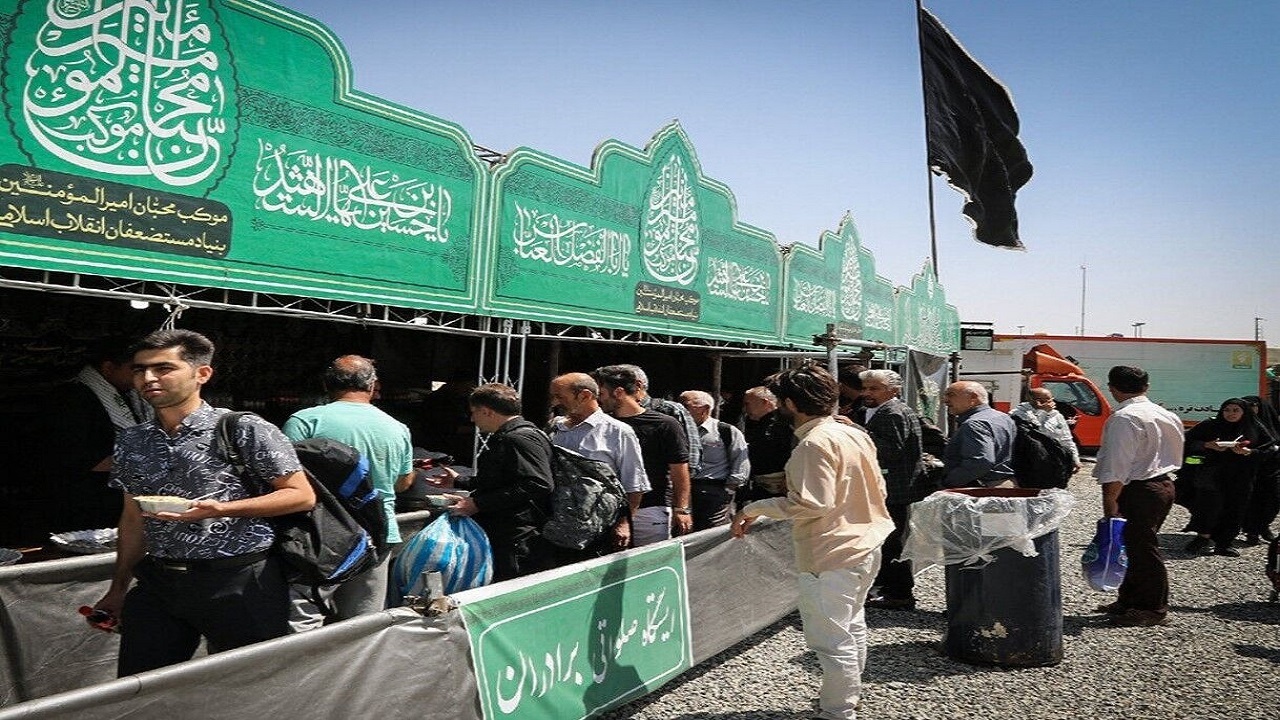 غرفه محیط زیستی در راهپیمایی جاماندگان اربعین تهران
