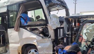 برخورد اتوبوس زائران در محور بصره – شلمچه؛  پنج نفر کشته و ۵۷ نفر مصدوم شدند