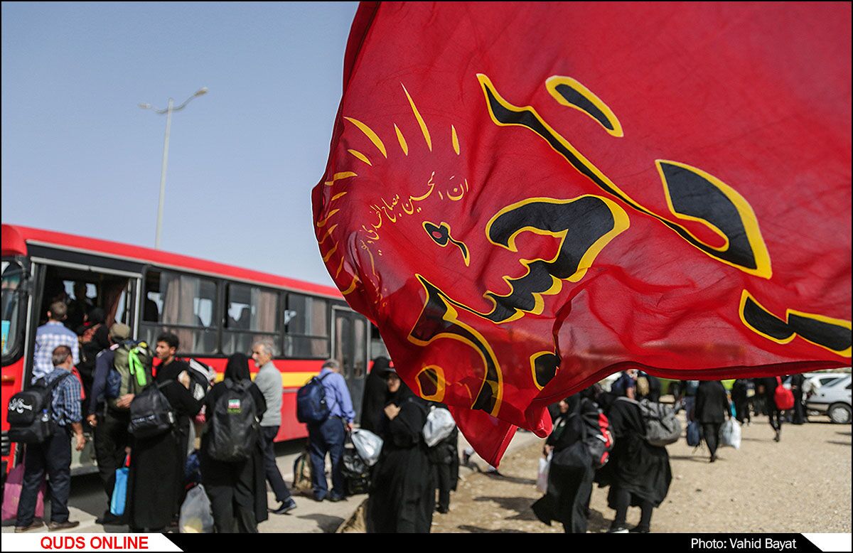 رنجش زائران اربعین از کمبود اتوبوس هنگام بازگشت از مرز خسروی