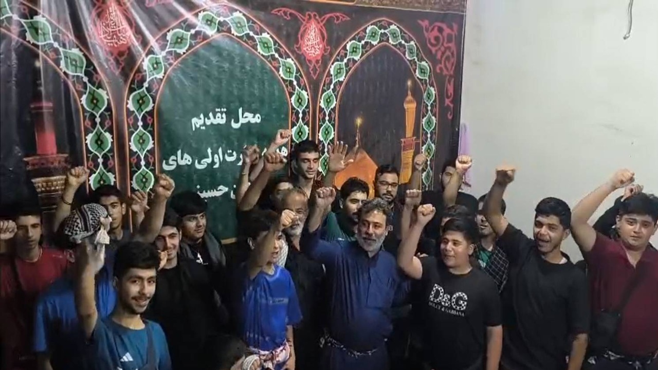 واکنش دانش آموزان زائر اولی در کربلای معلی به قدرت موشکی ایران + فیلم