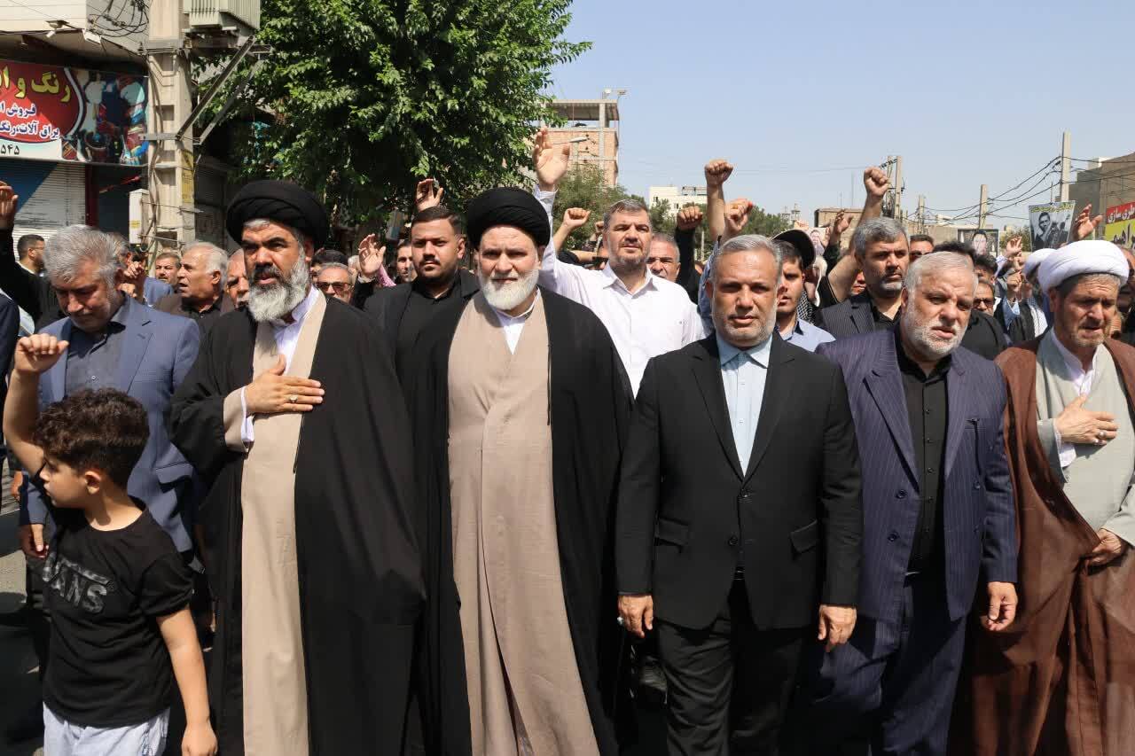 مراسم تشییع شهدا در بهارستان