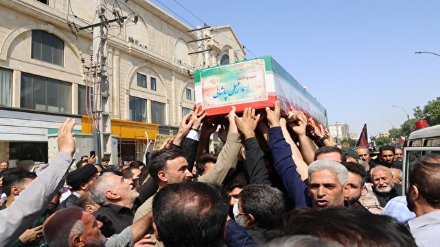 تشییع پیکر مطهر شهید اسماعیل پاشایی در شهرستان بهارستان