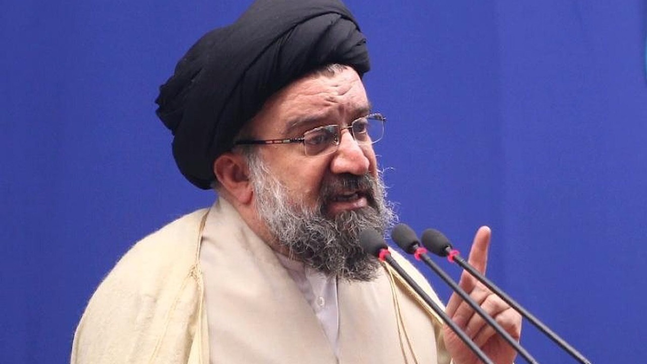 نماز جمعه تهران به امامت آیت‌الله سید احمد خاتمی اقامه می‌شود