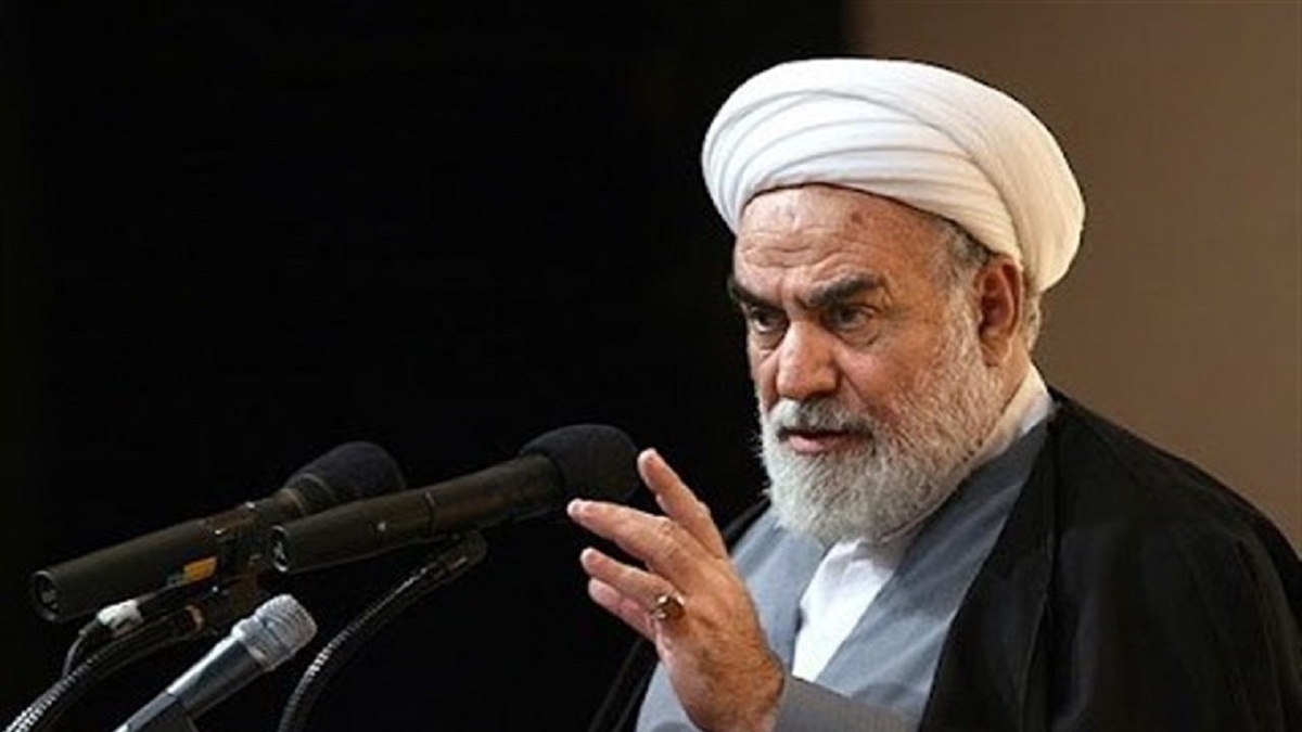 باشگاه خبرنگاران -عیادت نماینده رهبر معظم انقلاب از آیت‌الله نوری همدانی و دیدار با آیت‌الله مکارم شیرازی و سبحانی