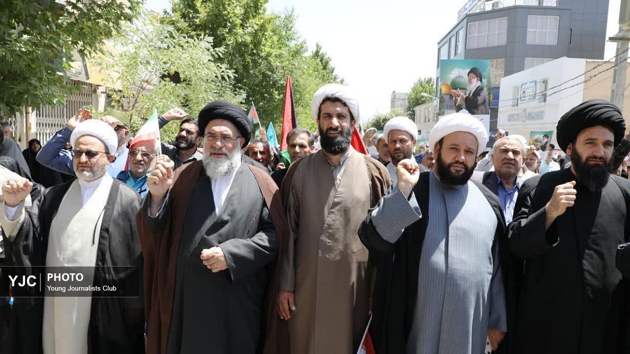 راهپیمایی نمازگزاران یاسوج در محکومیت جنایات رژیم صهیونیستی+تصویر