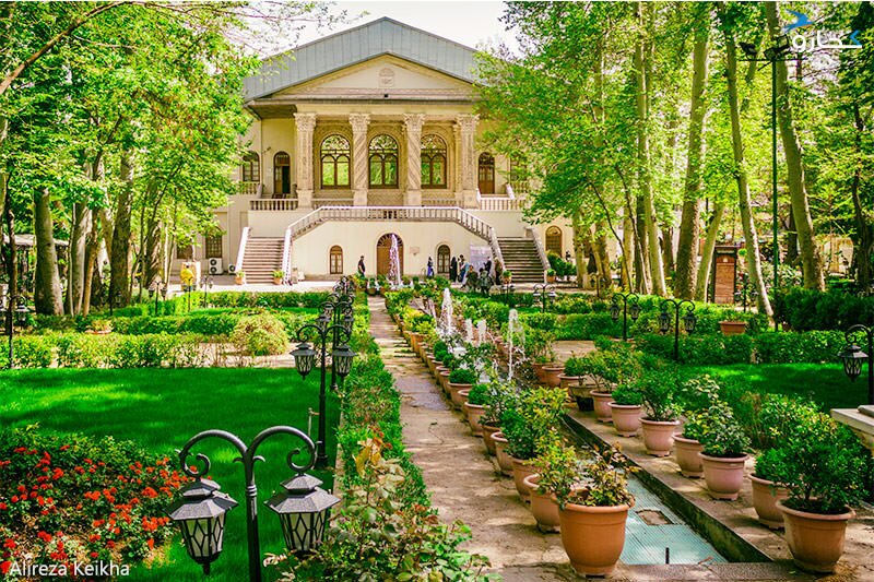 خیابان کیارستمی و باغ فردوس
