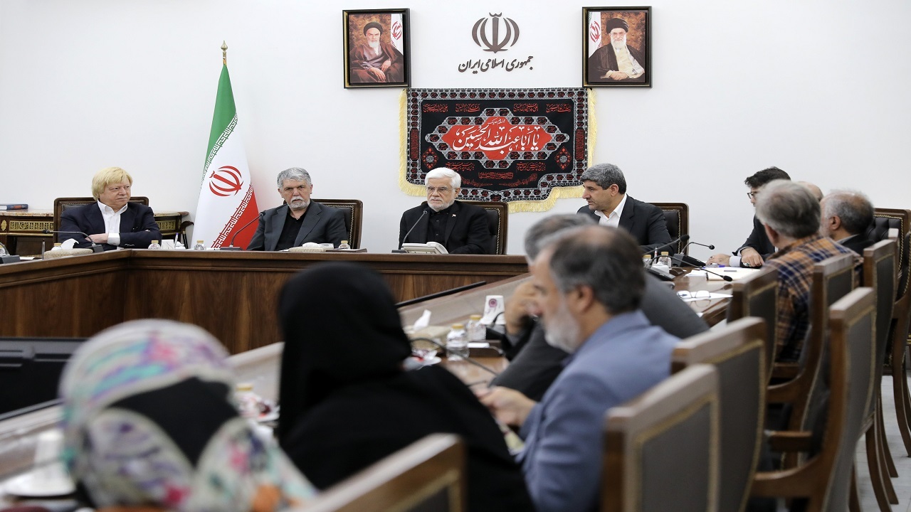 عارف: نباید یک نفر و یا شورای تامین شهرستان خلاف نگاه بزرگان برای فرهنگ و هنر کشور تصمیم بگیرد