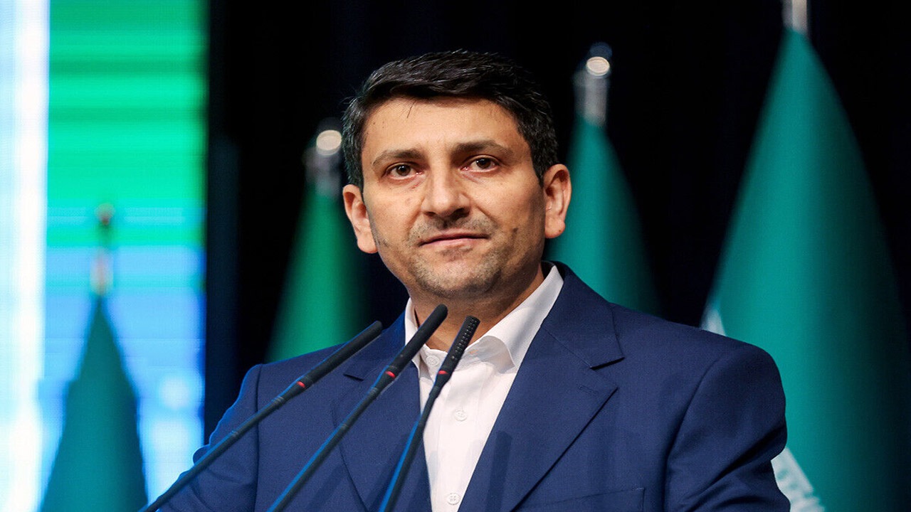 وزیر ارتباطات: بهره‌گیری از ظرفیت بخش خصوصی محور اجرای برنامه‌ها باشد