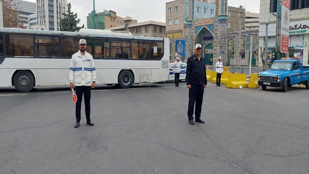 برخورد پلیس با تخلفات ساکن اطراف مصلای بزرگ تهران در مراسم ۲۸ صفر