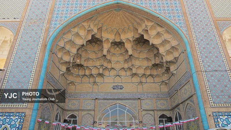 قاب&zwnj;هایی از شکوه مسجد جامع قم