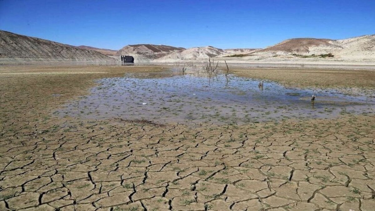 بحران آب در ایران؛ راهکار‌های عملی برای مدیریت مصرف در خانه، کشاورزی و صنعت