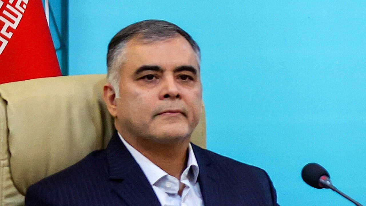 سهمیه سوخت هیچ تغییری نمی کند/صادرات  نفت ایران همچنان ادامه دارد