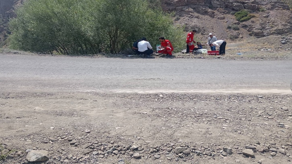 باشگاه خبرنگاران -۲ مصدوم بر اثر واژگونی خودرو در الموت شرقی