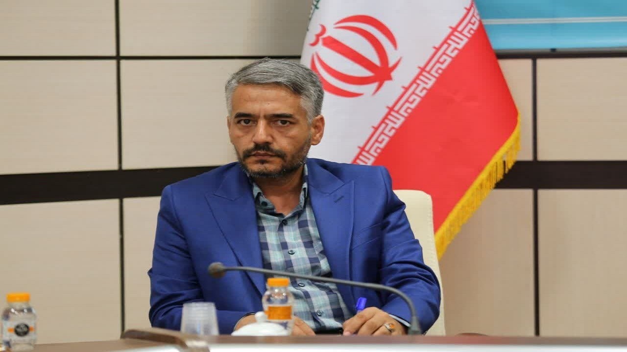 تراز نظام پرداخت باید به نفع کارکنان تغییر کند