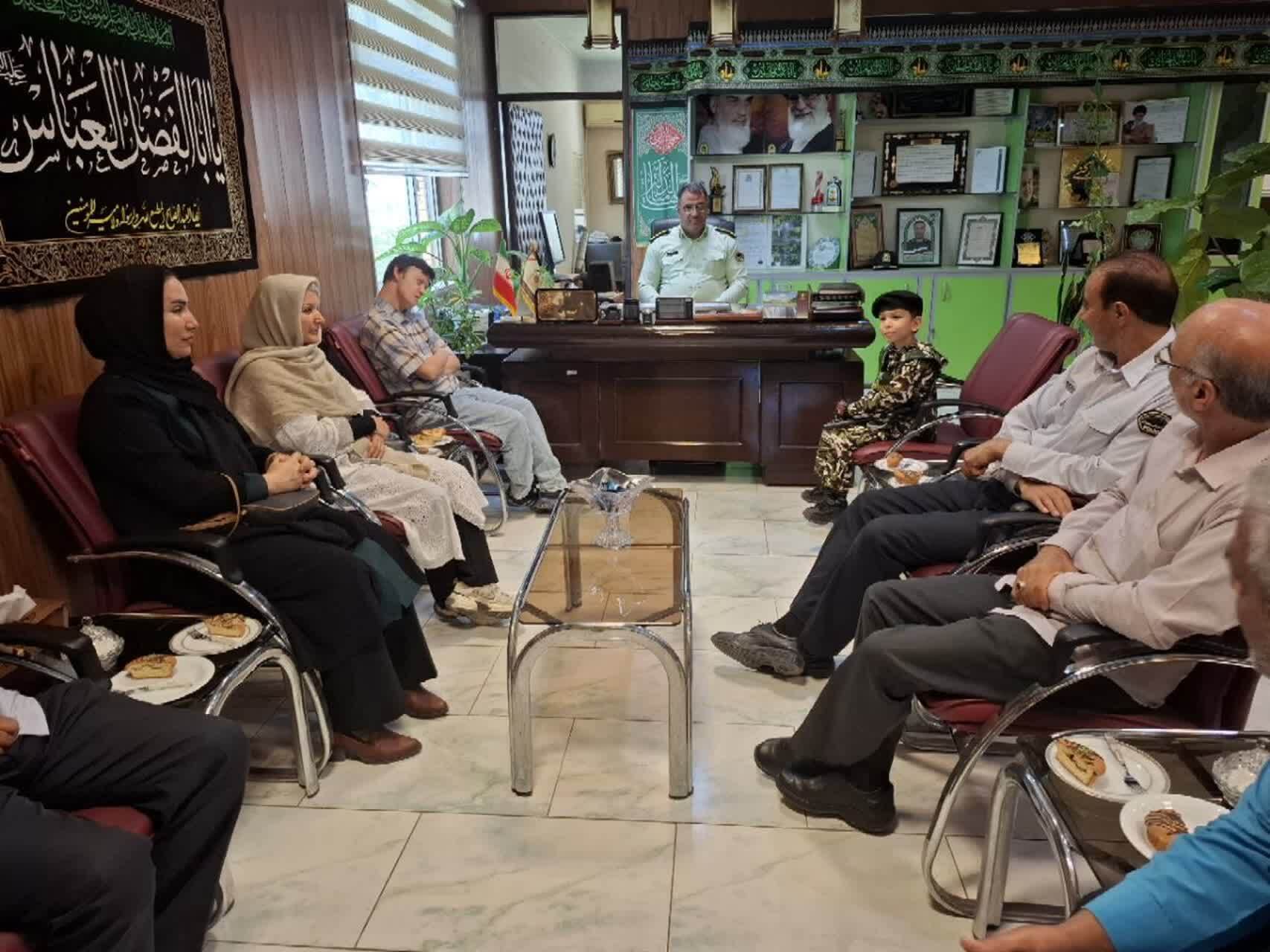 متین ۷ ساله ای که رئیس پلیس نیشابور شد