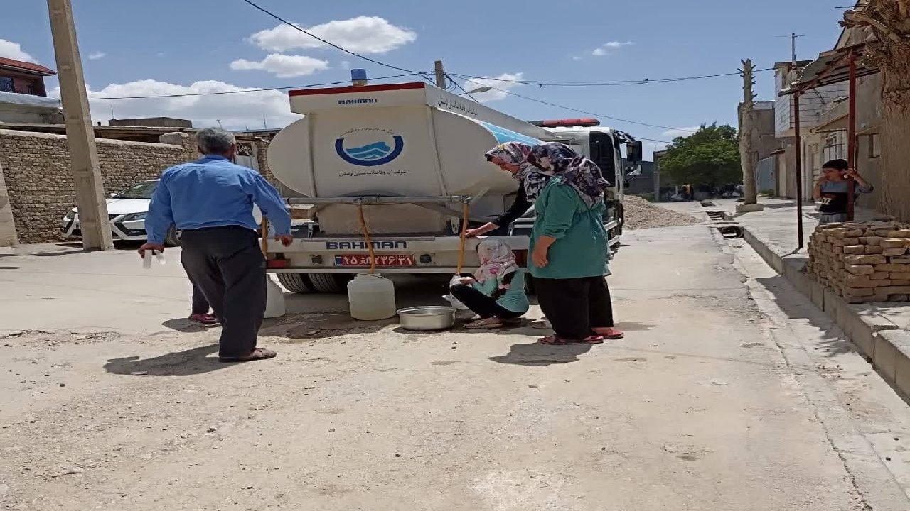 ۱۸ روستای ازنا با تانکر آبرسانی می‌شوند