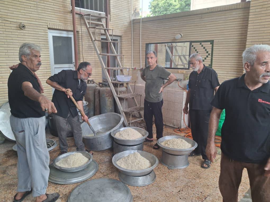 پخت غذای نذری