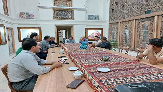 ارسال آثار به دبیرخانه