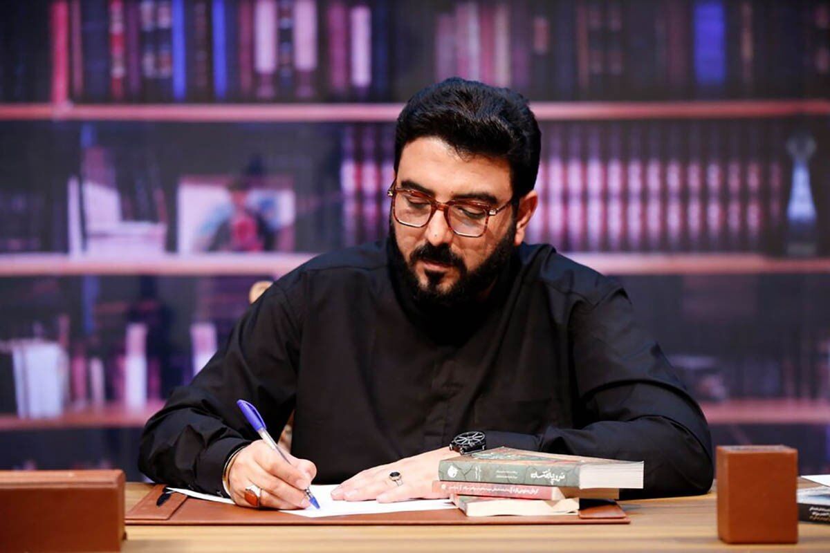 اتفاقی که برای خانم اسفندیاری رخ داد بسیار دردناک است