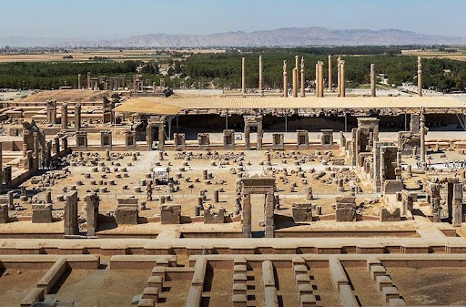 مرمت‌های نوین و توسعه زیرساختی در تخت‌جمشید/۲۰۰ میلیارد تومان اعتبار برای میراث جهانی