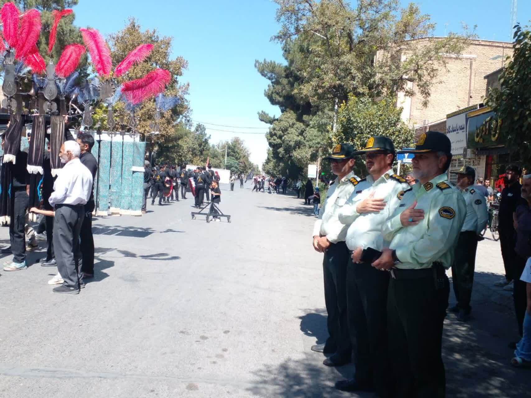 نیشابور در سالروز شهادت امام حسن عسکری (ع) رنگ و بوی عزا و ماتم گرفت